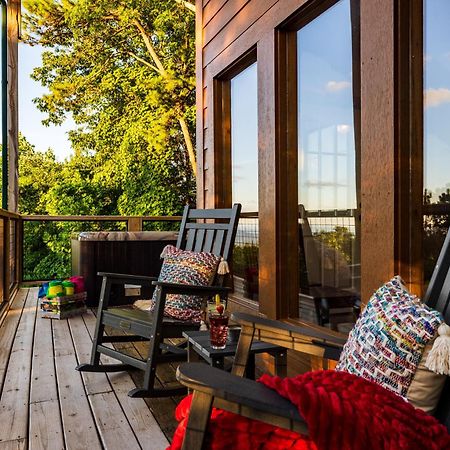 Elevista - Quaint&Private-Views-Hottub-Pooltable-Bears-3 Clubhouse Pools Villa Gatlinburg Exterior photo